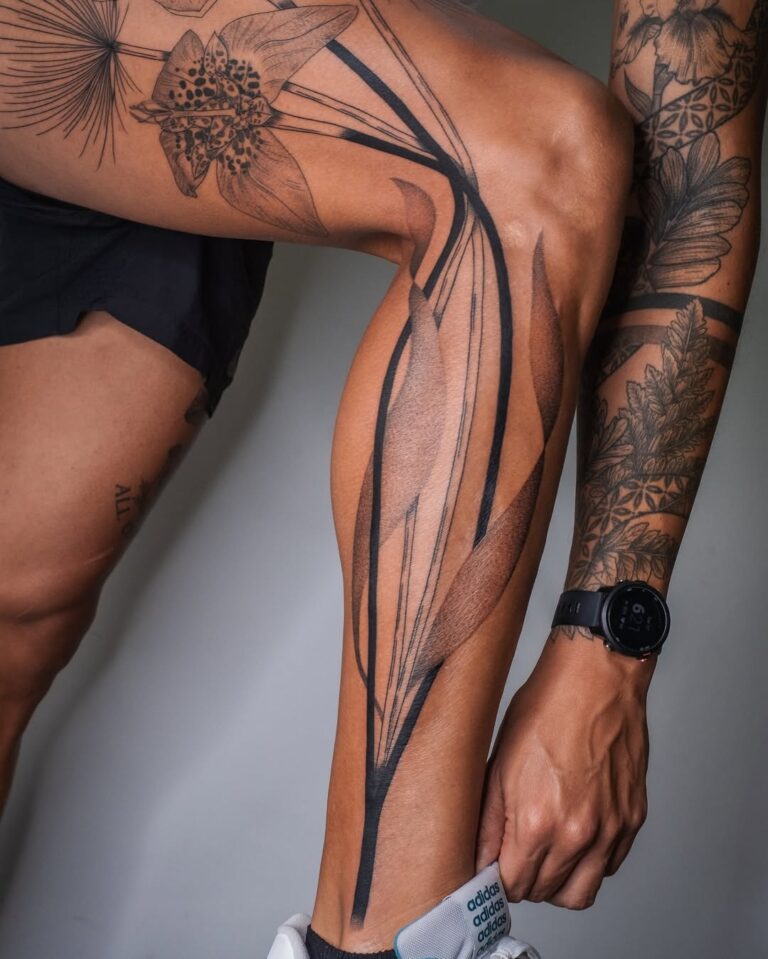 Microrealism tattoo by Alma Studio