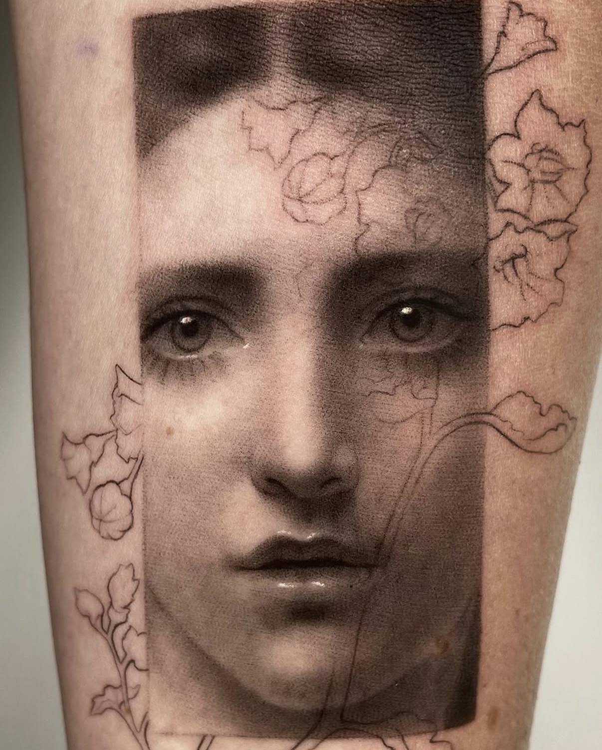 Fine line realism tattoo by Alma Studio, Brighton