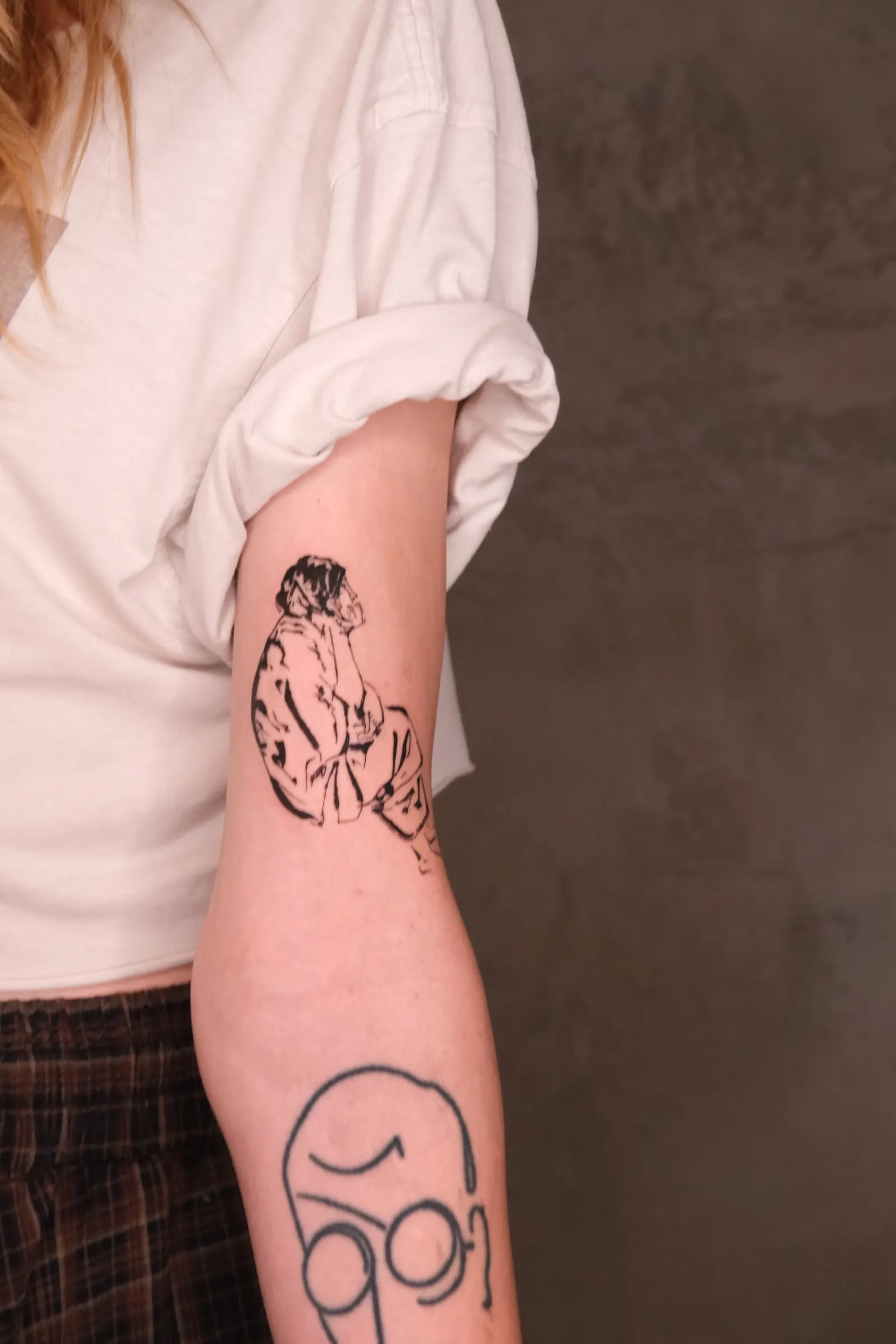 Fine line sketch style tattoo by Alma Studio, Brighton